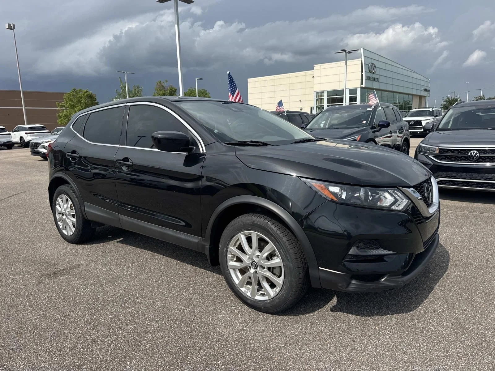 Used 2021 Black Nissan S image 3