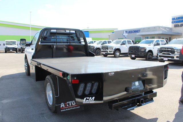 New 2025 Bright White Clearcoat RAM Tradesman image 4