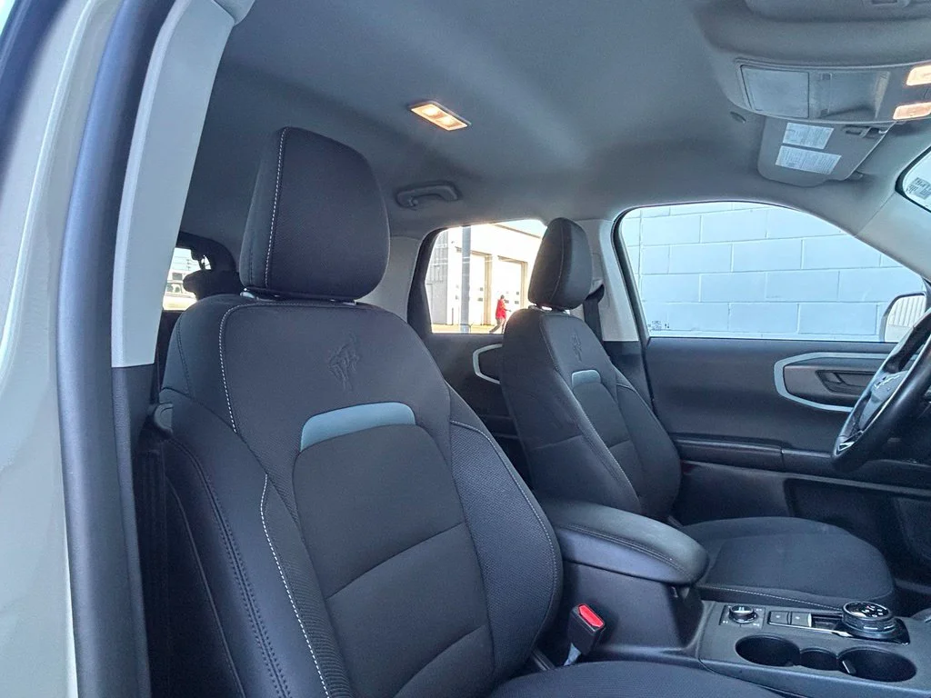 Used 2024 Desert Sand Ford Badlands image 25