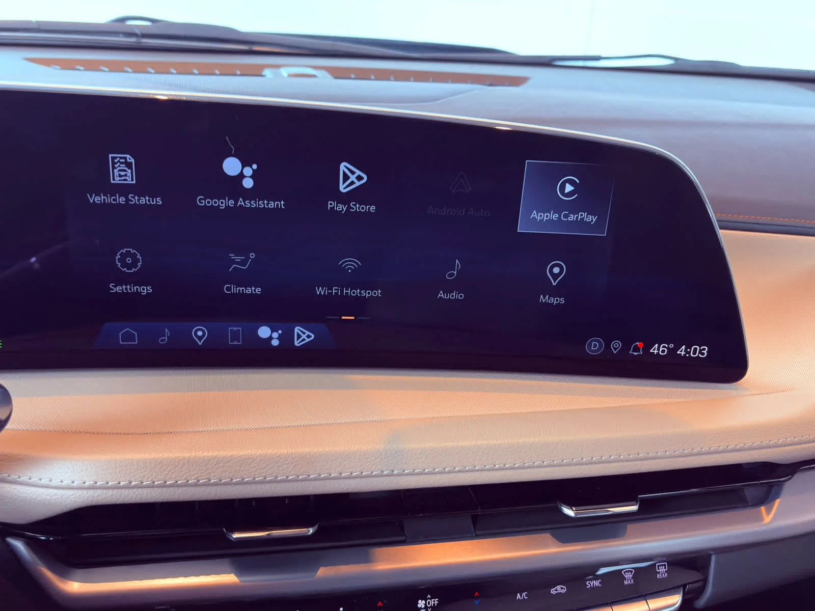 2024 Cadillac XT4 Luxury - Photo 18