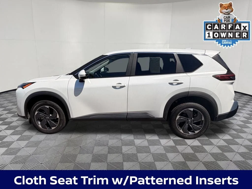 Used 2024 Pearl Nissan SV image 19