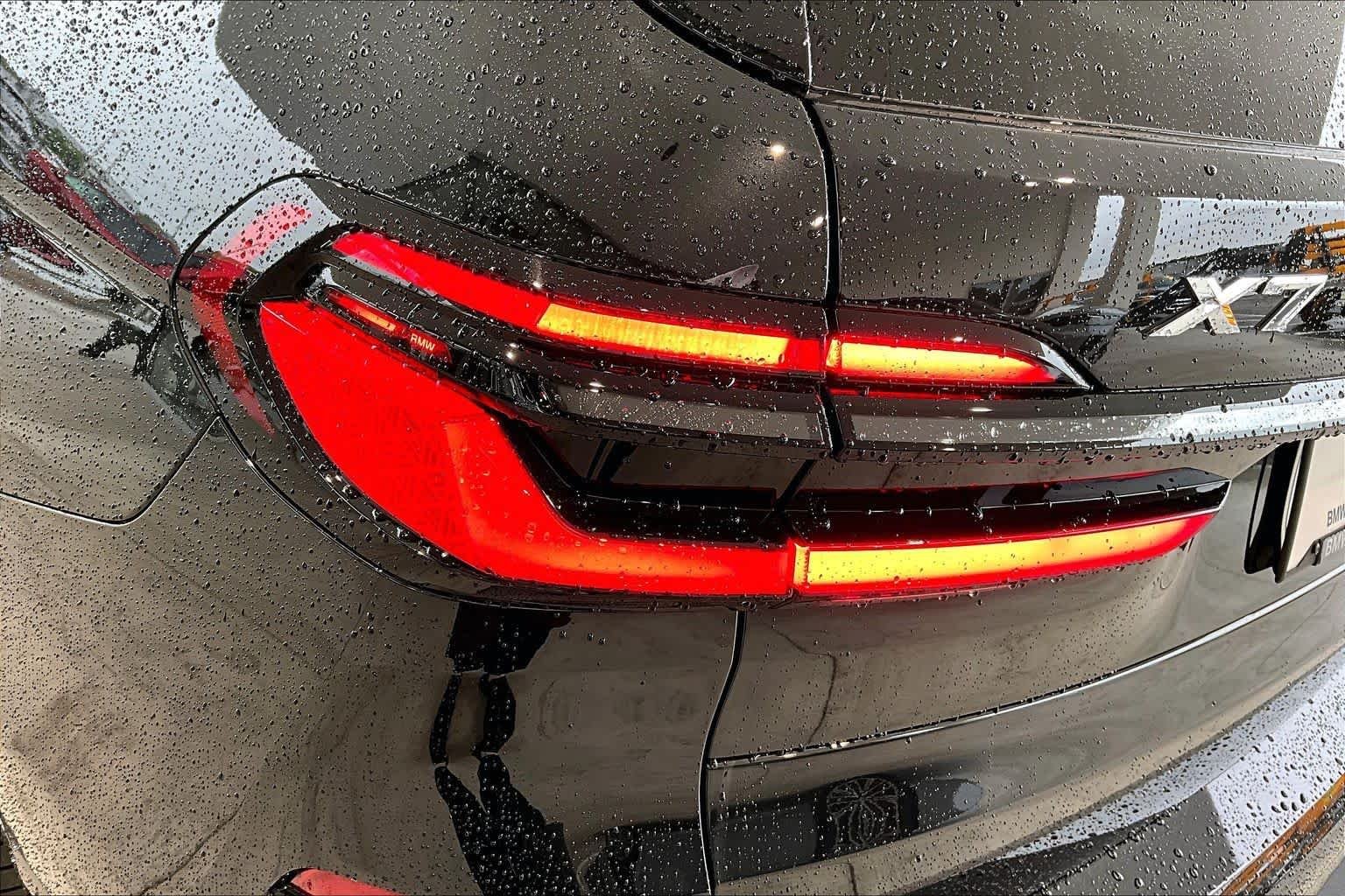 New 2026 Black Sapphire Metallic BMW xDrive40i image 15