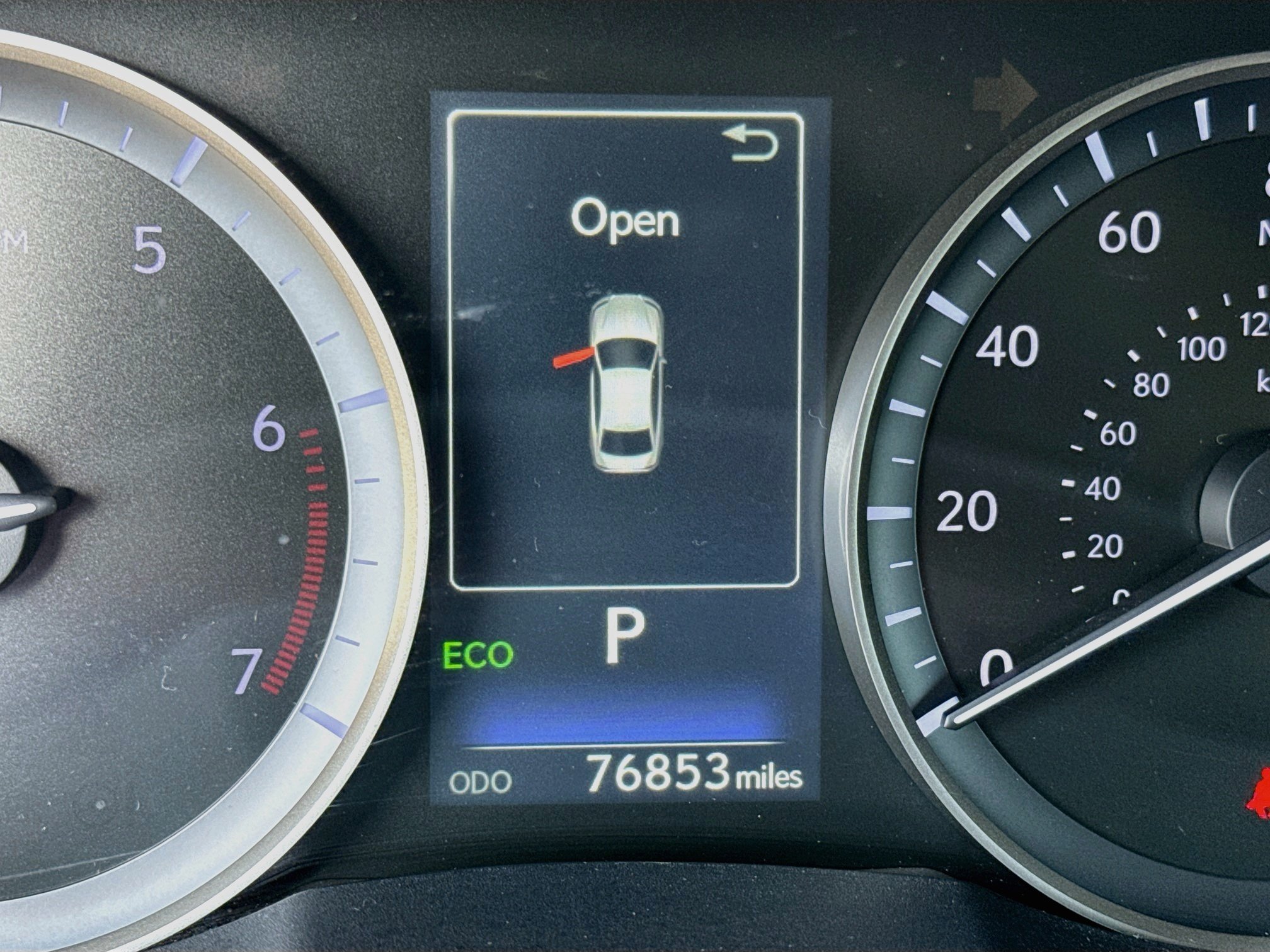 Used 2018 Nebula Gray Pearl Lexus Base image 12