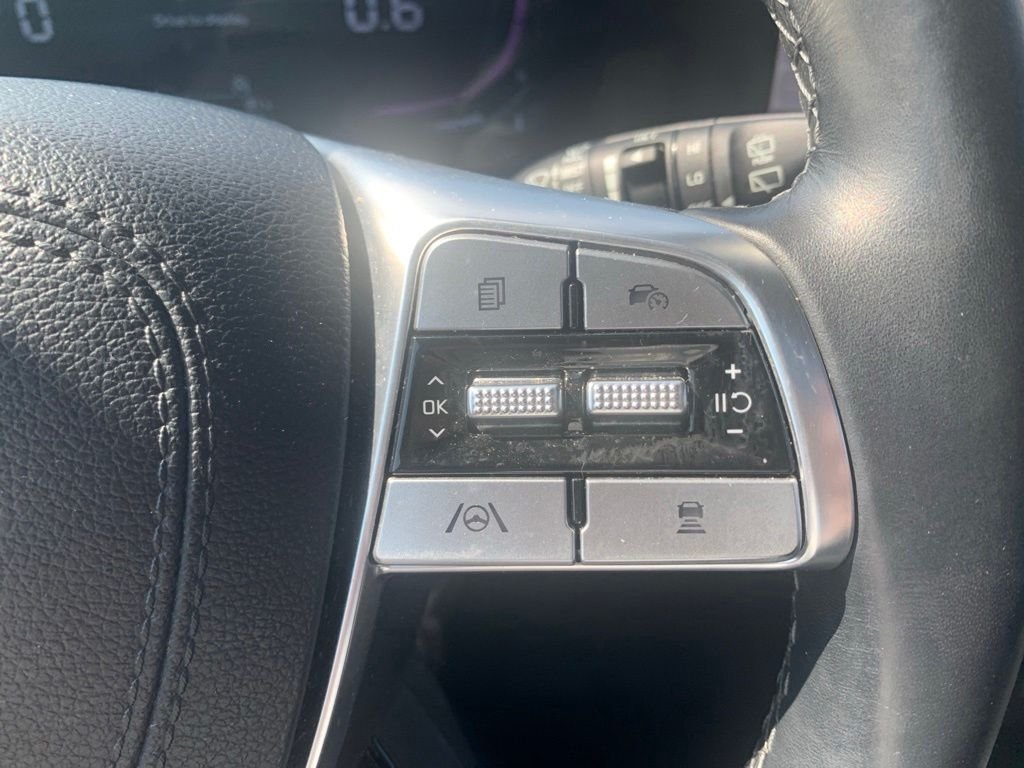 Used 2024 Gray Kia EX X-Line image 23