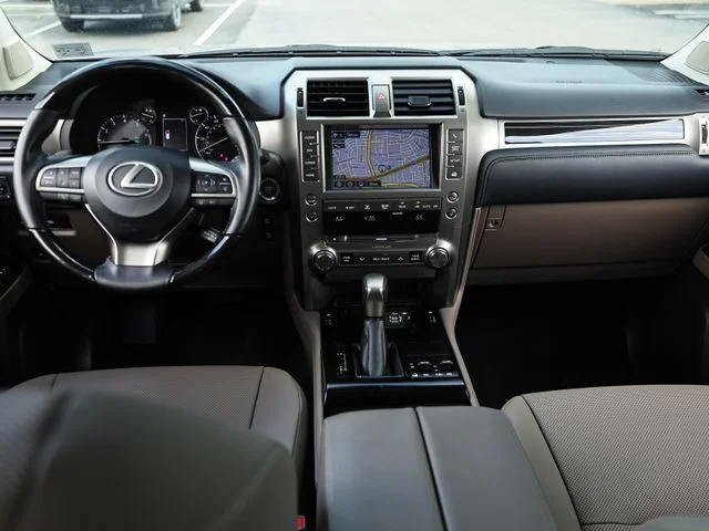 Used 2020 Silver Lexus 460 image 29