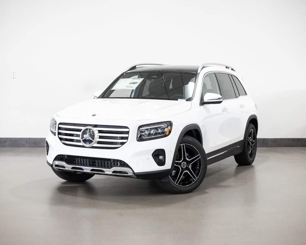 2026 Mercedes-Benz GLB GLB 250 4MATIC's photo