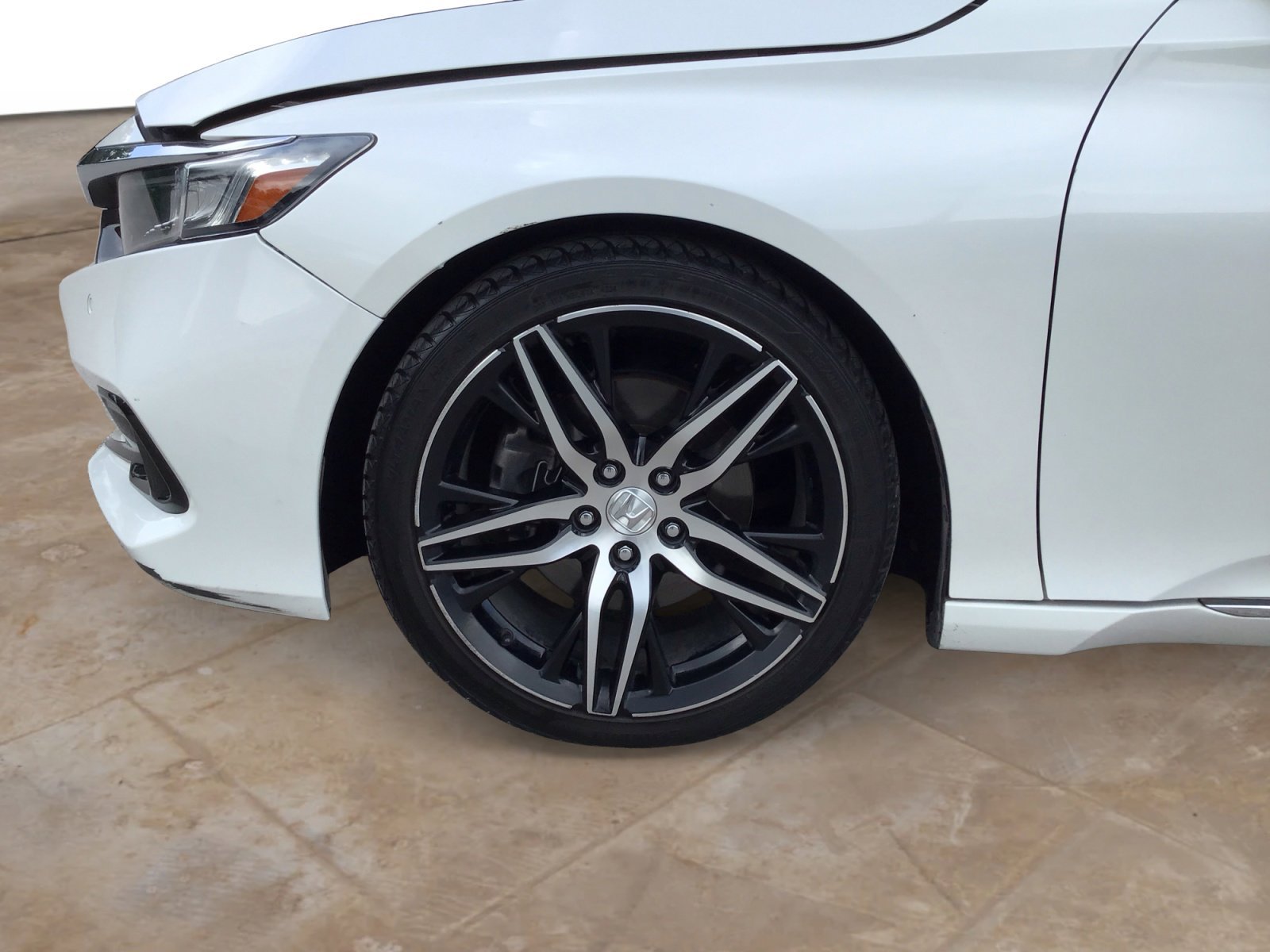 Used 2021 White Honda Touring image 28