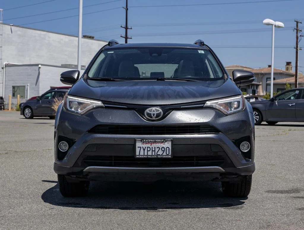 Used 2017 Gray Toyota Limited image 8