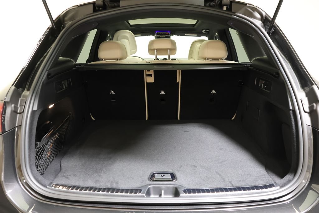 New 2027 Graphite Grey Metallic Mercedes-Benz GLC 300 image 54