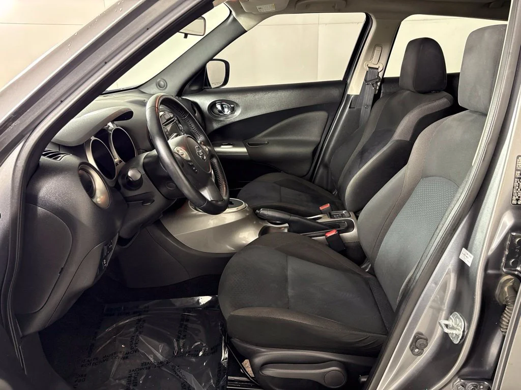 Used 2017 Gray Nissan SV image 24