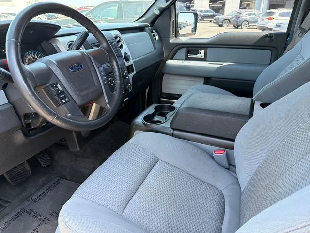 Used 2014 Blue Ford XLT image 16
