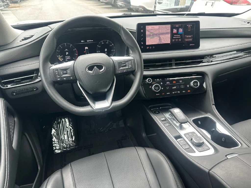 Certified Used 2026 White INFINITI PURE image 19