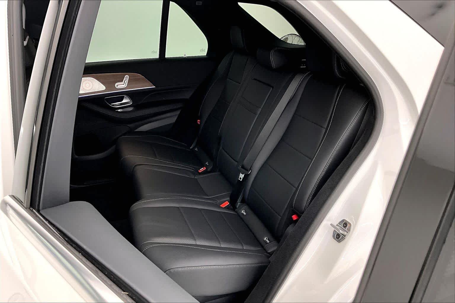 New 2026 Polar White Mercedes-Benz GLE 350 image 13
