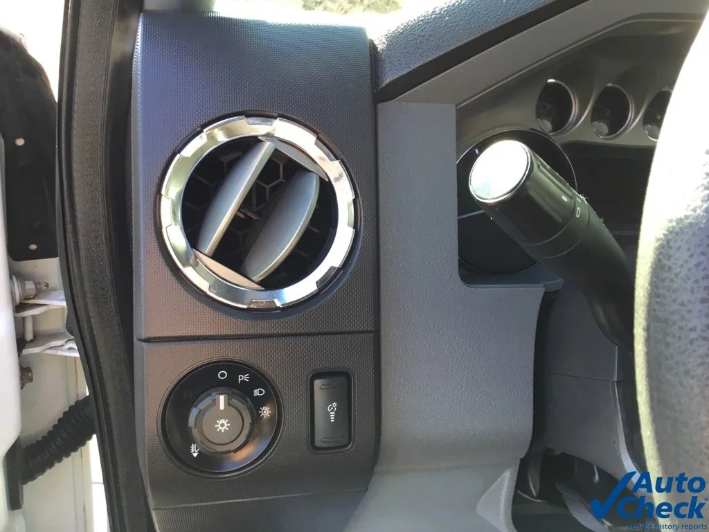 2016 Ford F-350 Super Duty XLT - Photo 26
