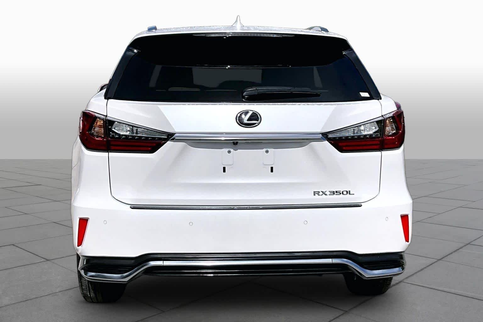 Used 2022 Eminent White Pearl Lexus  image 5