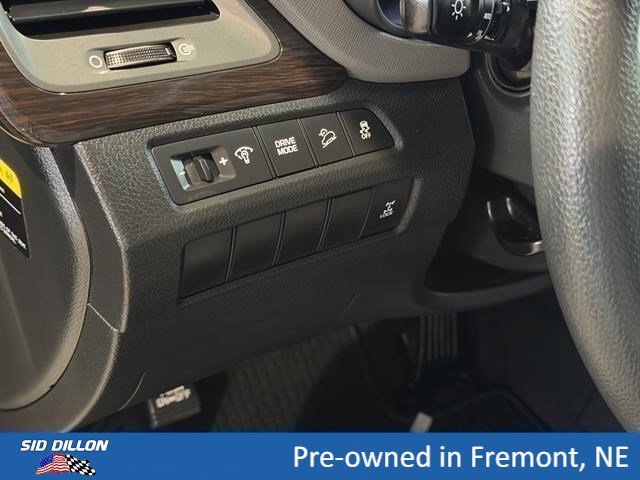 Used 2018 Mineral Gray Hyundai 2.4L image 11