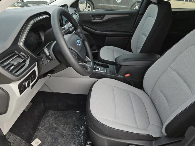 New 2026 Oxford White Ford Active® image 22