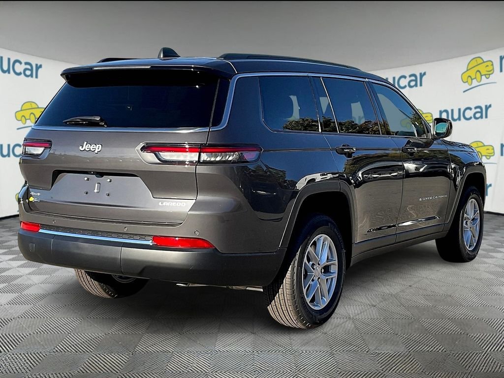 New 2025 Baltic Gray Metallic Clearcoat Jeep Laredo image 7
