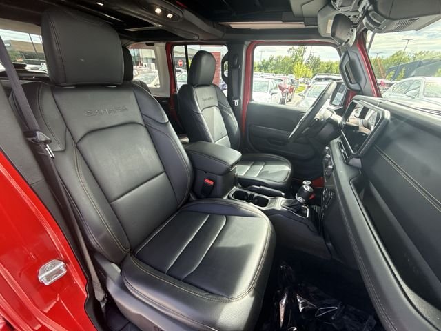 Used 2024 Red Jeep Sahara image 23