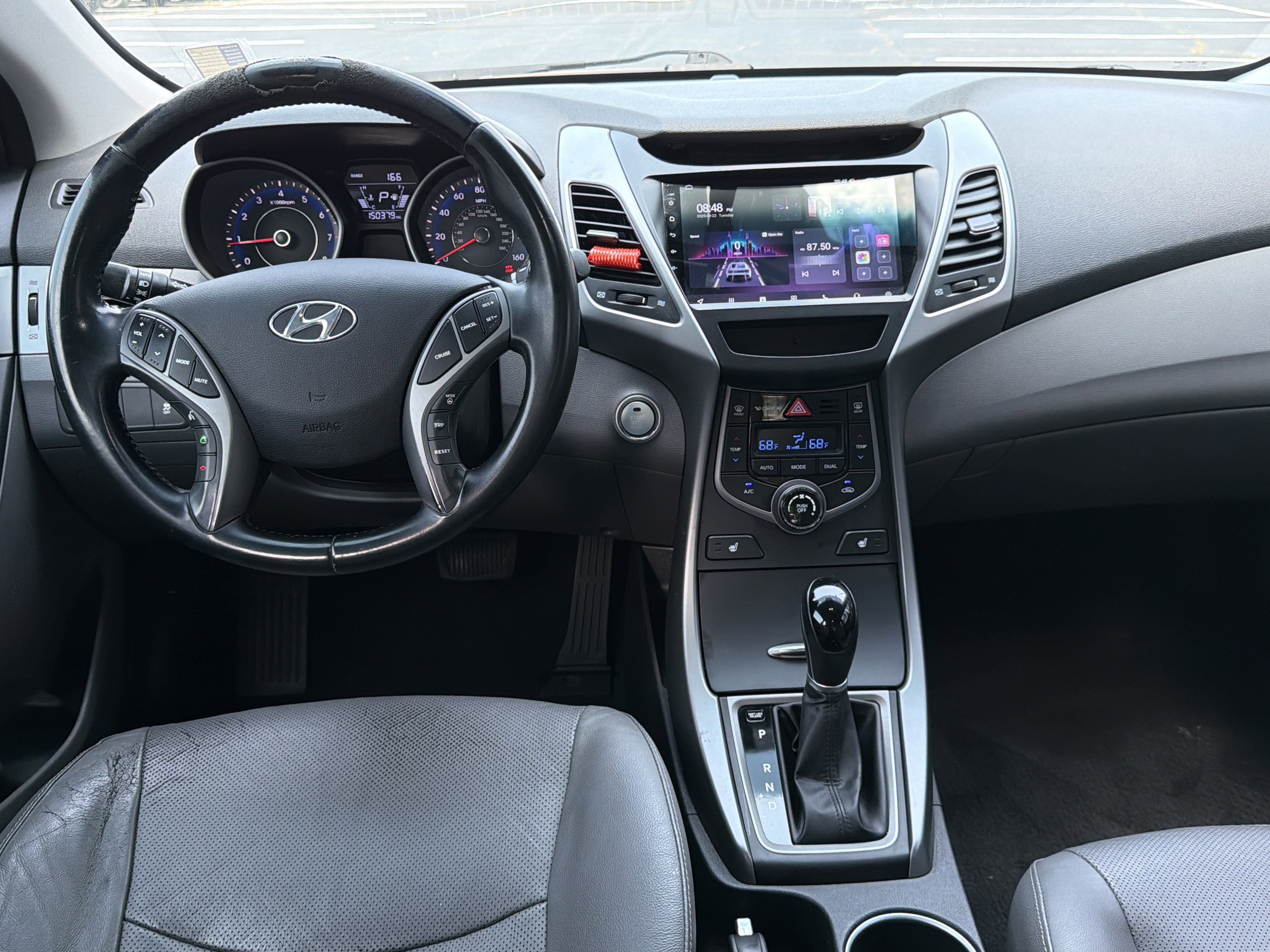 Used 2014 Titanium Gray Metallic Hyundai Limited image 27
