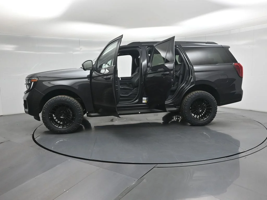 New 2026 Dark Matter Gray Metallic Ford Platinum image 33
