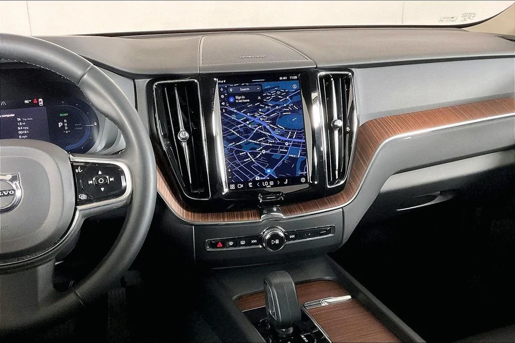 Certified Used 2023 Gray Volvo T8 Plus Bright Theme image 5