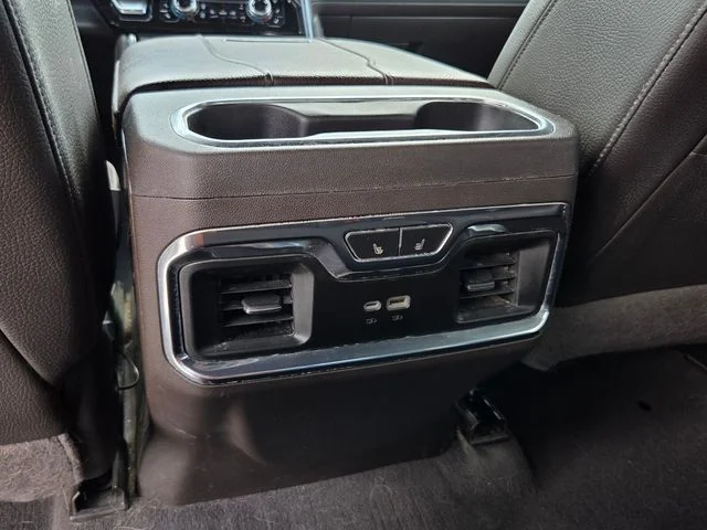Used 2024 White GMC Denali image 13