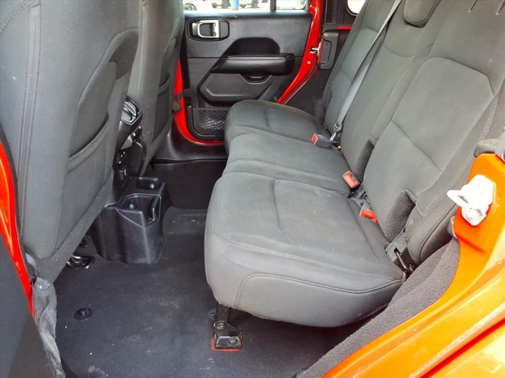 Used 2018 Red Jeep Unlimited Sahara image 13