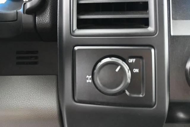 Used 2019 Gray Ford XL image 24