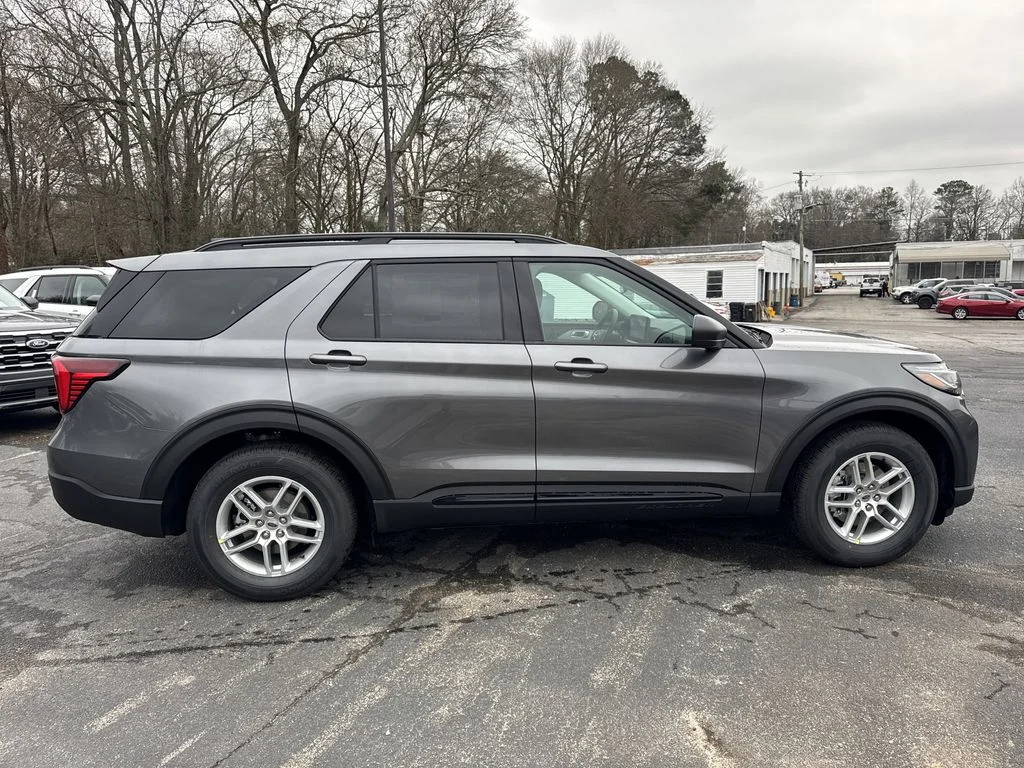 New 2026 Gray Ford Active image 8