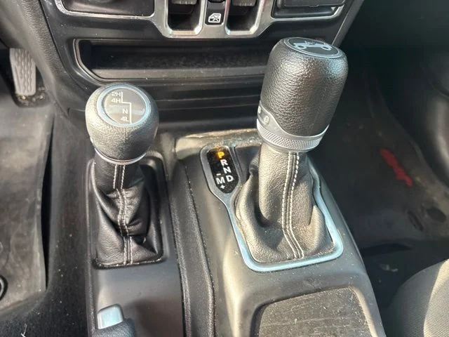 Used 2019 Black Jeep Unlimited Sahara image 14