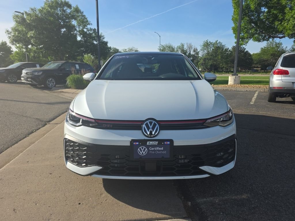 Used 2025  Volkswagen 2.0T SE image 8