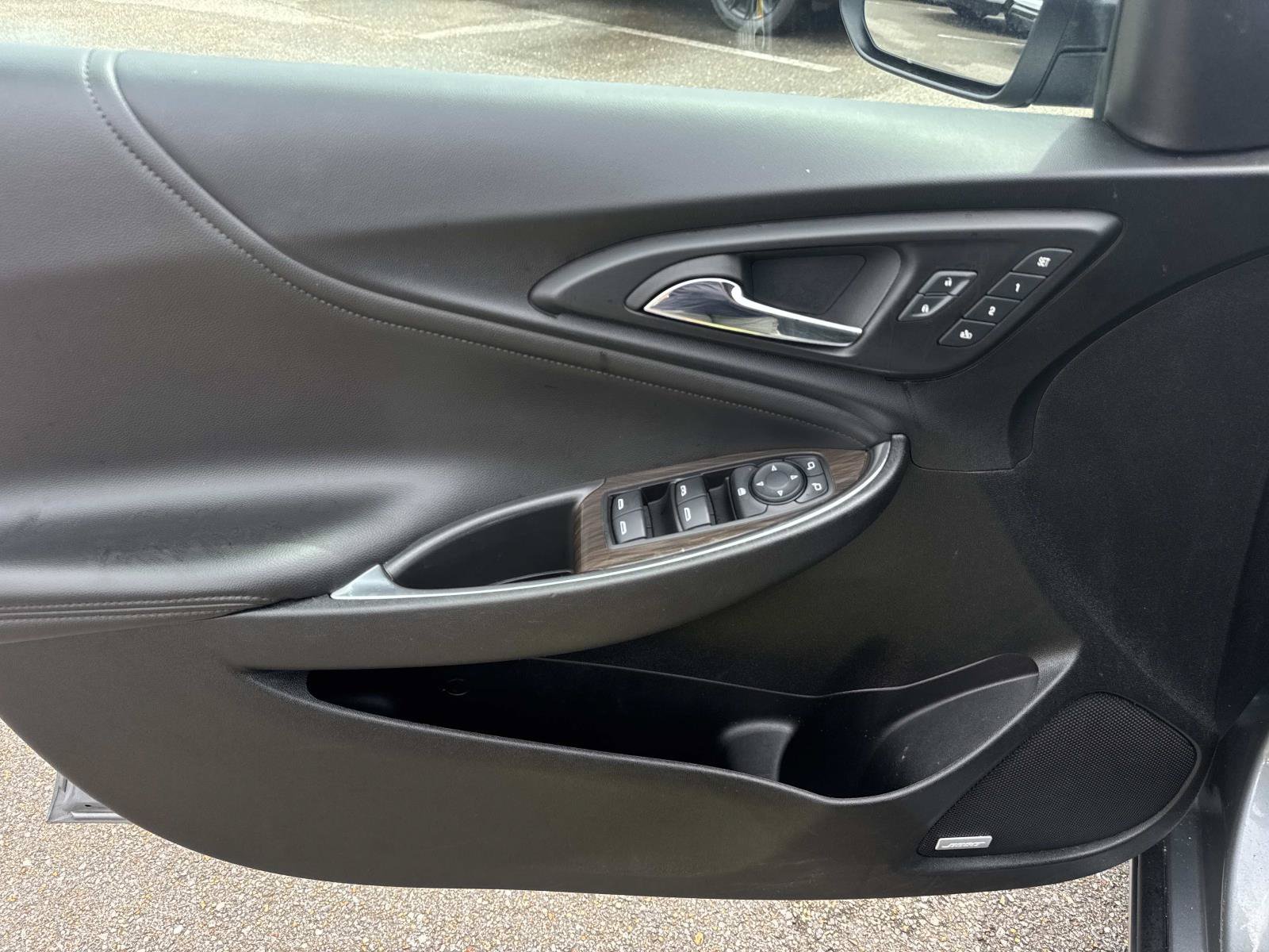 Used 2024 Gray Chevrolet LT image 18