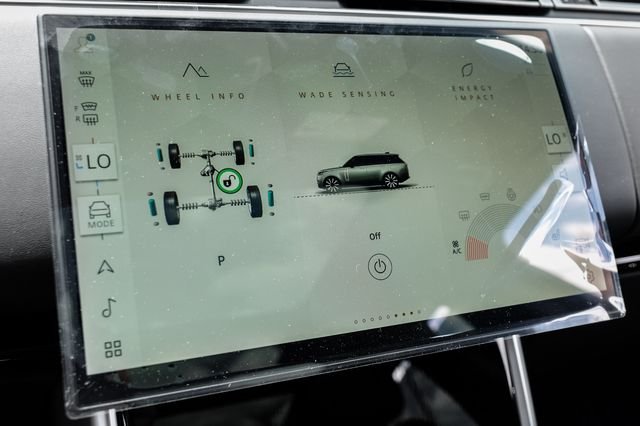 New 2026 Charente Grey Land Rover SE image 34