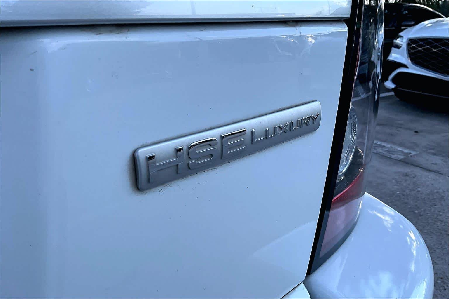 Used 2013 Fuji White Land Rover HSE LUX image 9