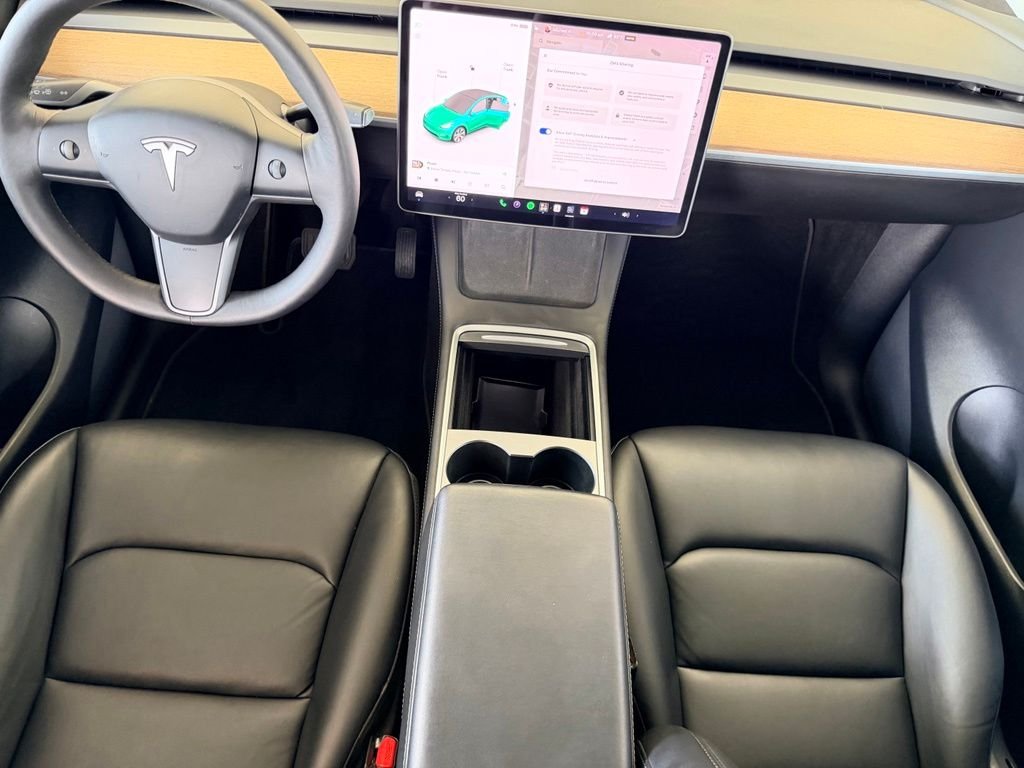 Used 2021  Tesla Long Range image 17