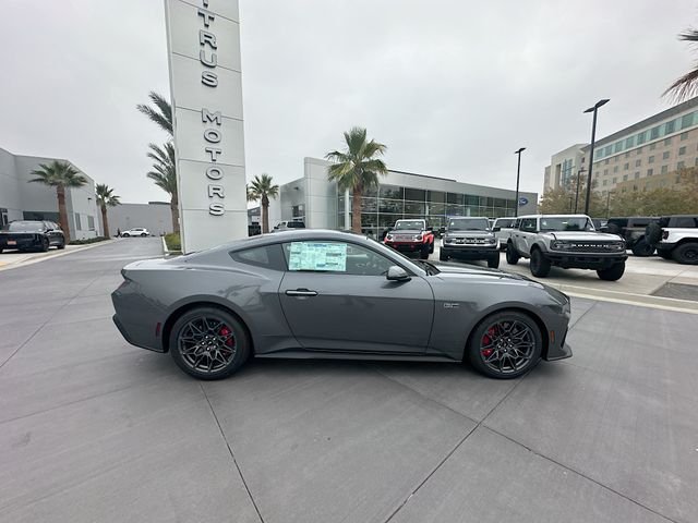 New 2026 Carbonized Gray Metallic Ford GT Premium image 39