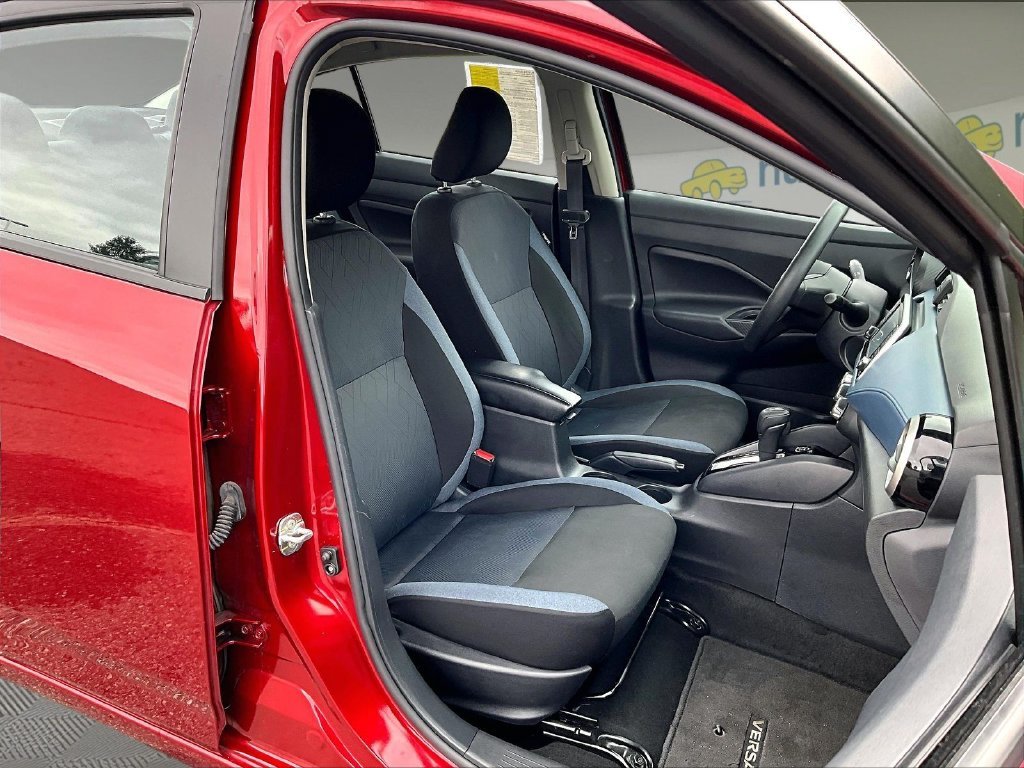 Used 2025 Red Nissan 1.6 SV image 11