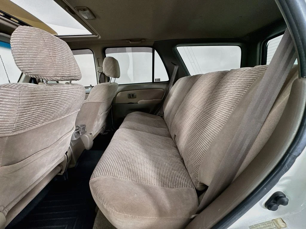 Used 1997  Toyota SR5 image 27