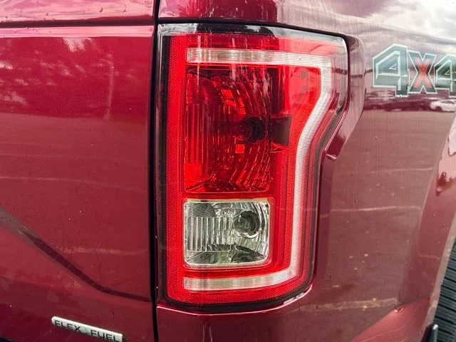 Used 2016 Red Ford XLT image 10