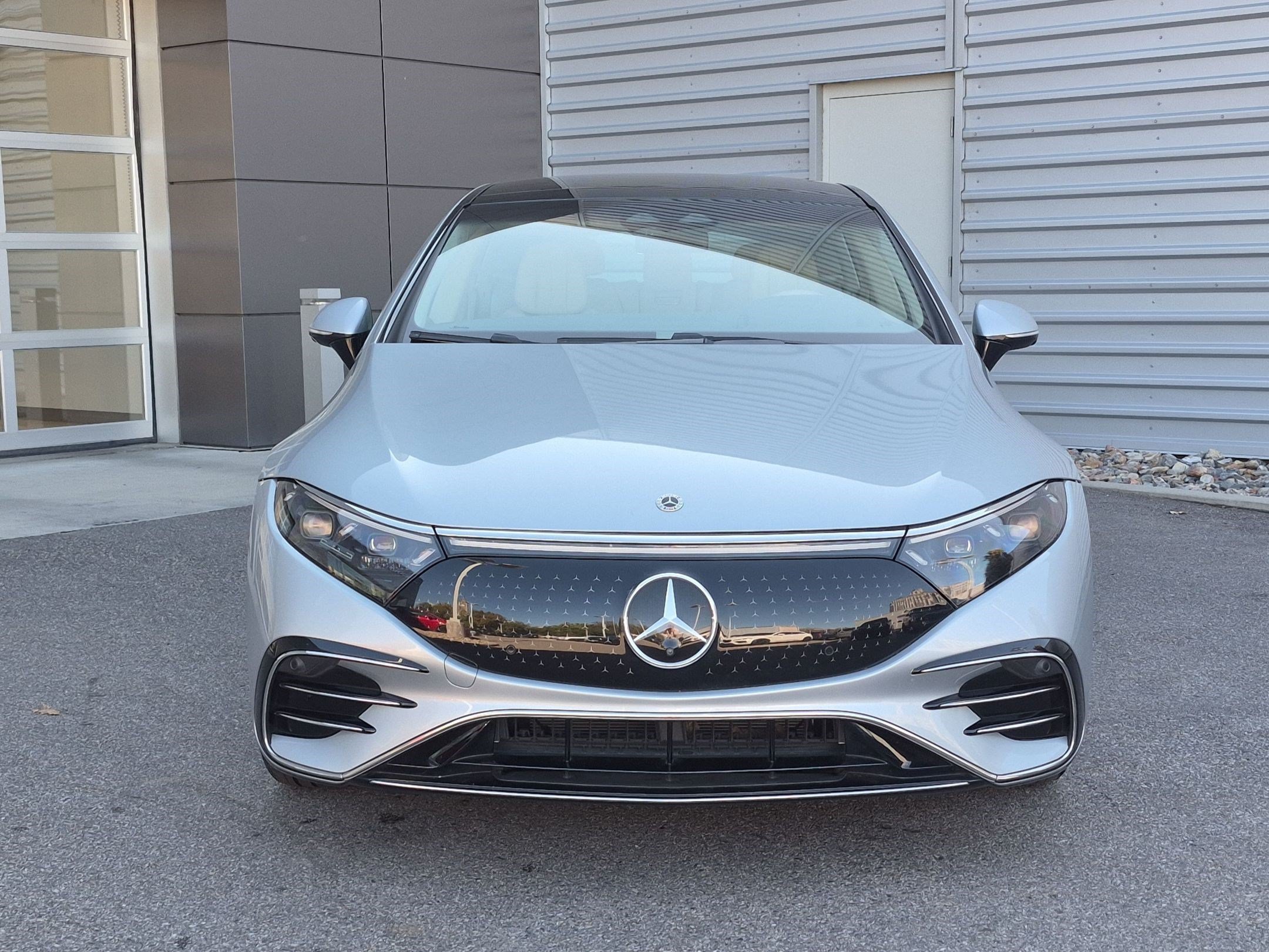 Certified Used 2024 Cirrus Silver Metallic Mercedes-Benz EQS 580 image 9