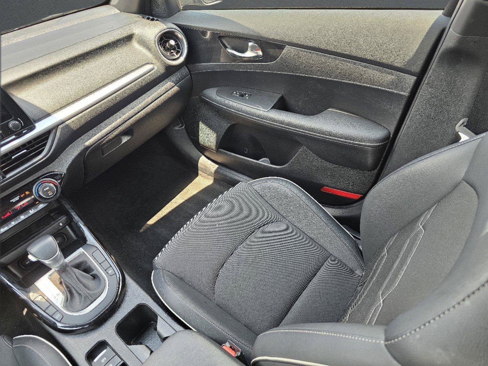 Used 2024 Gray Kia GT-Line image 17