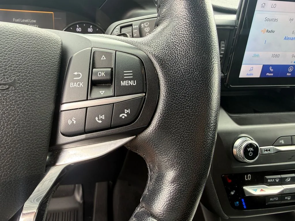 Used 2020 Red Ford Limited image 17