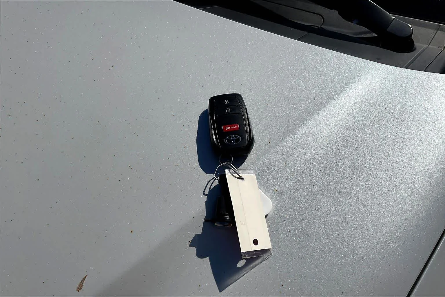 Used 2025 Wind Chill Pearl Toyota XLE image 14