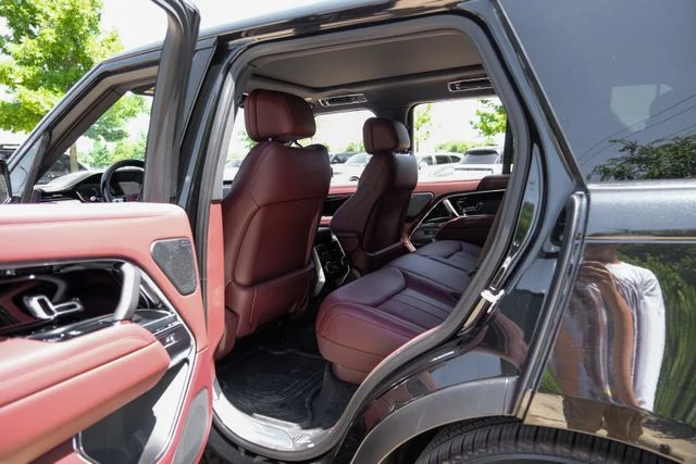 New 2026 Black Land Rover SE image 46