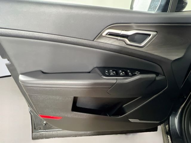 2025 Kia Sportage X-Line - Photo 32