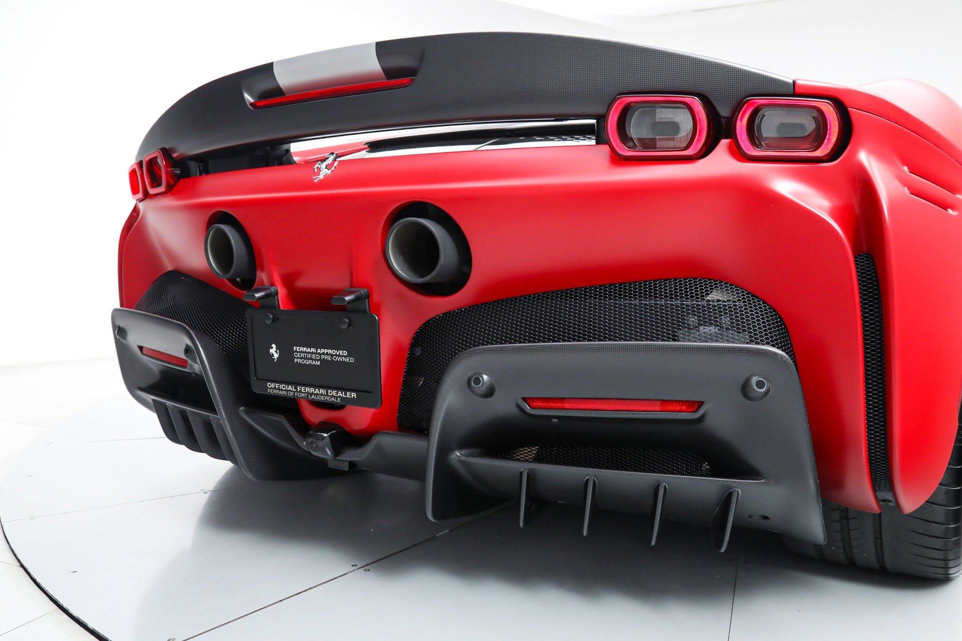Certified Used 2024 Rosso Ferrari F1-75 Opaco Ferrari  image 20