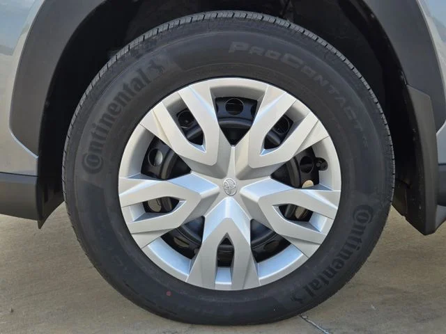 New 2026  Toyota L image 25