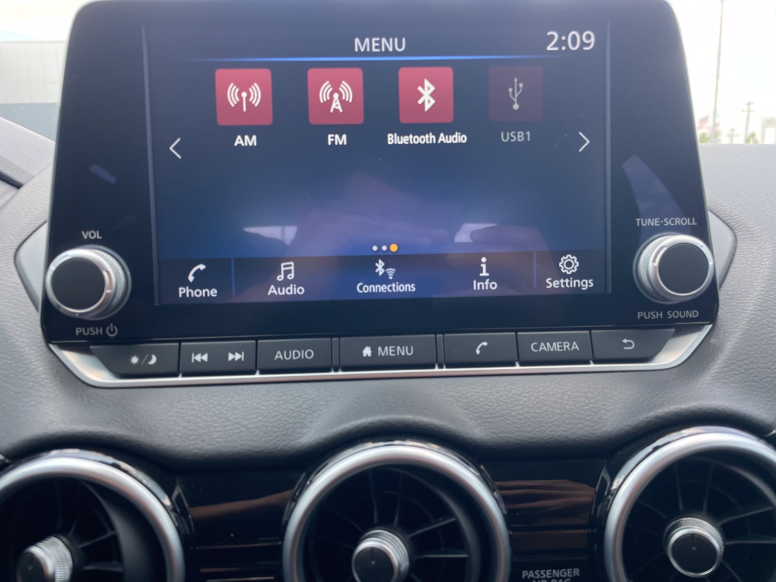 Used 2025 Red Nissan SV image 16