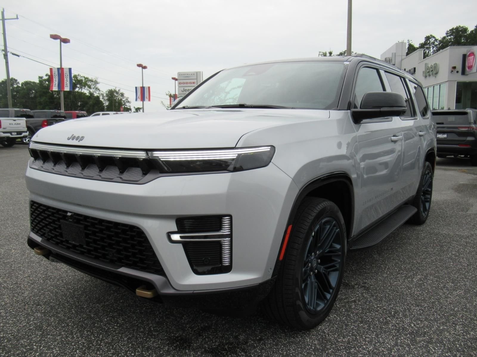 New 2026 Silver Zynith Jeep 85th Anniversary Edition image 3
